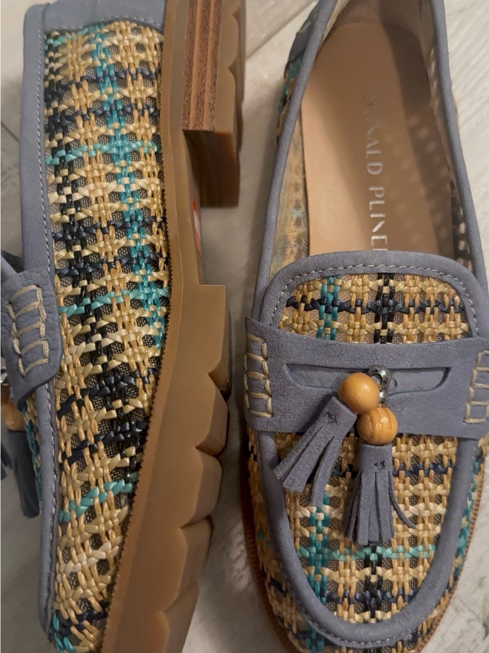 Donald J. Pliner “Lenny” Blue and Tan Woven Tassel Loafers Women’s Size 6 - Picture 4 of 5